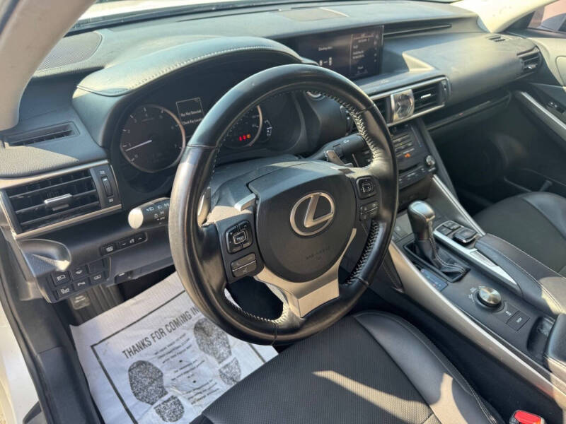 2018 Lexus IS 300