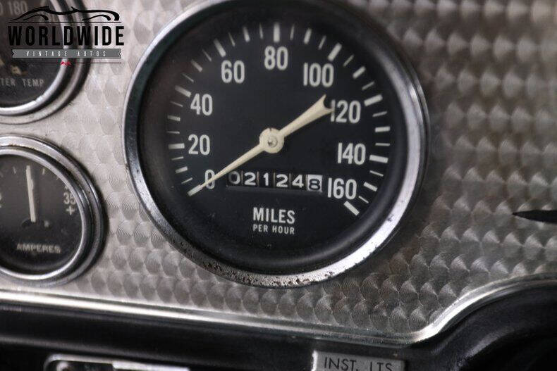 1957 Studebaker Silver Hawk