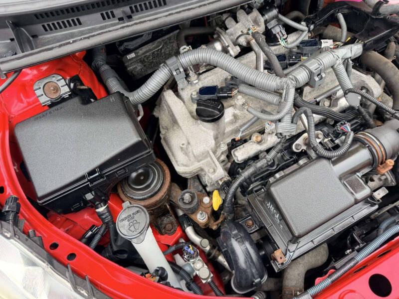 2013 Toyota Prius c Two