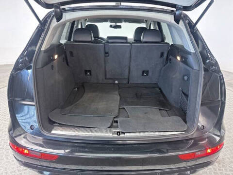 2013 Audi Q5 2.0T quattro Premium Plus