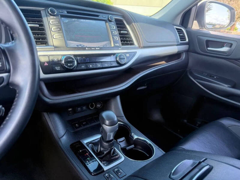 2019 Toyota Highlander