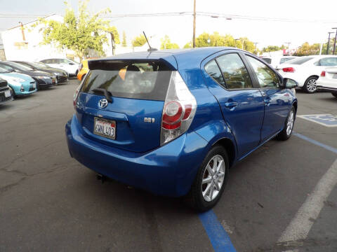 2012 Toyota Prius c Four