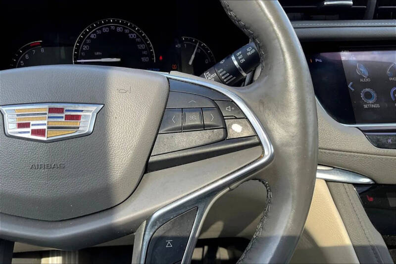 2018 Cadillac XT5 Luxury