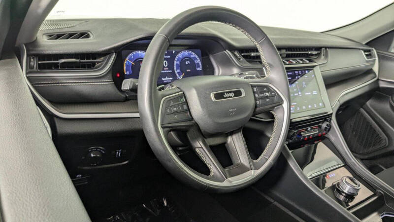 2024 Jeep Grand Cherokee Laredo