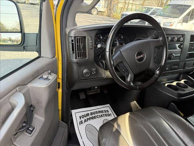 2022 GMC Savana 2500