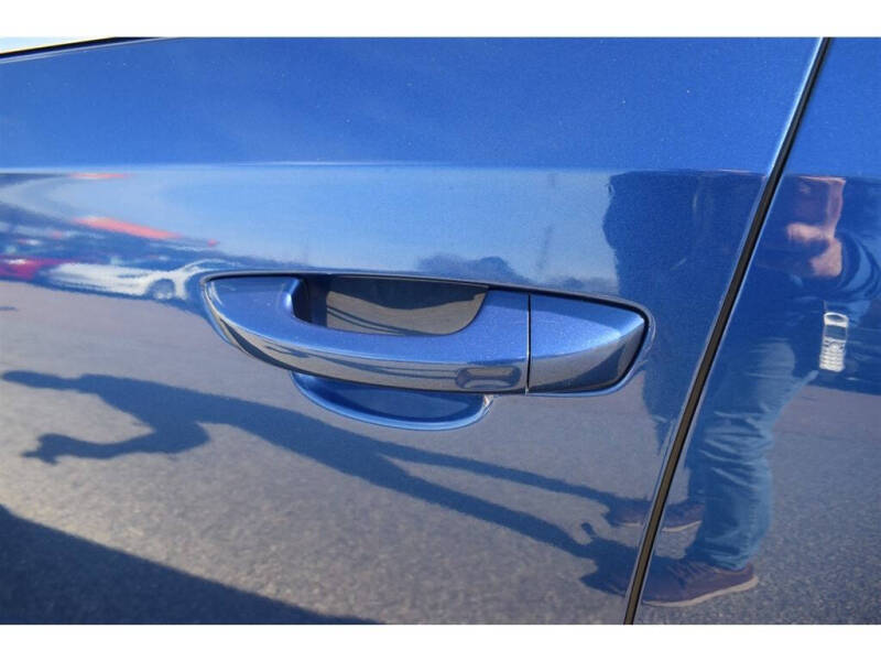 2017 Volkswagen Passat 1.8T SEL Premium