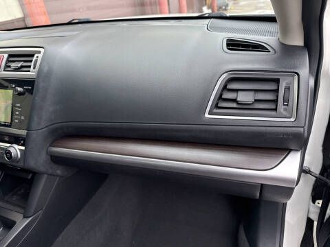 2017 Subaru Legacy 2.5i Limited