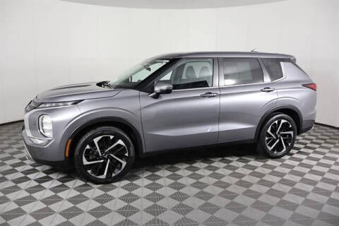 2022 Mitsubishi Outlander SE