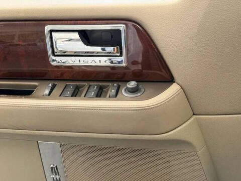 2012 Lincoln Navigator