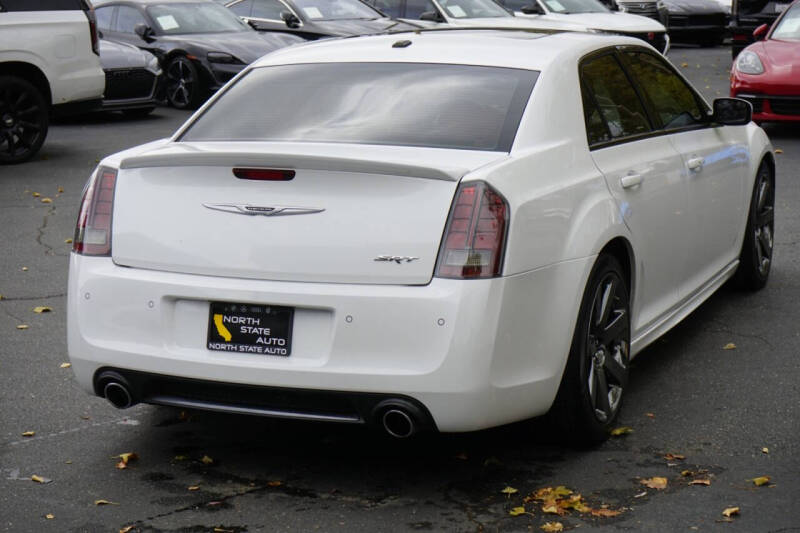 2014 Chrysler 300 SRT8