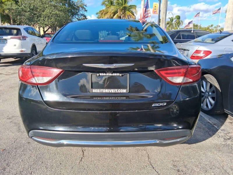 2015 Chrysler 300 Limited