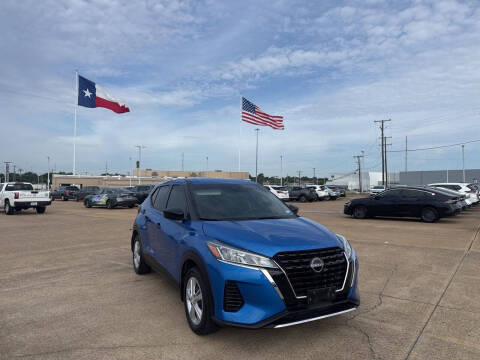 2024 Nissan Kicks S