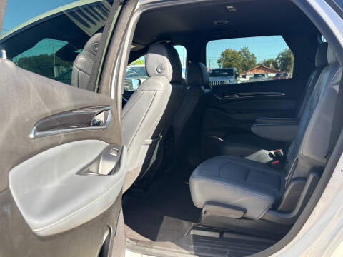 2022 Buick Enclave Essence