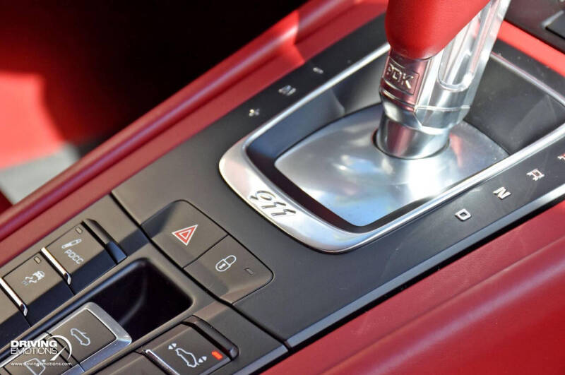 2018 Porsche 911 Turbo S