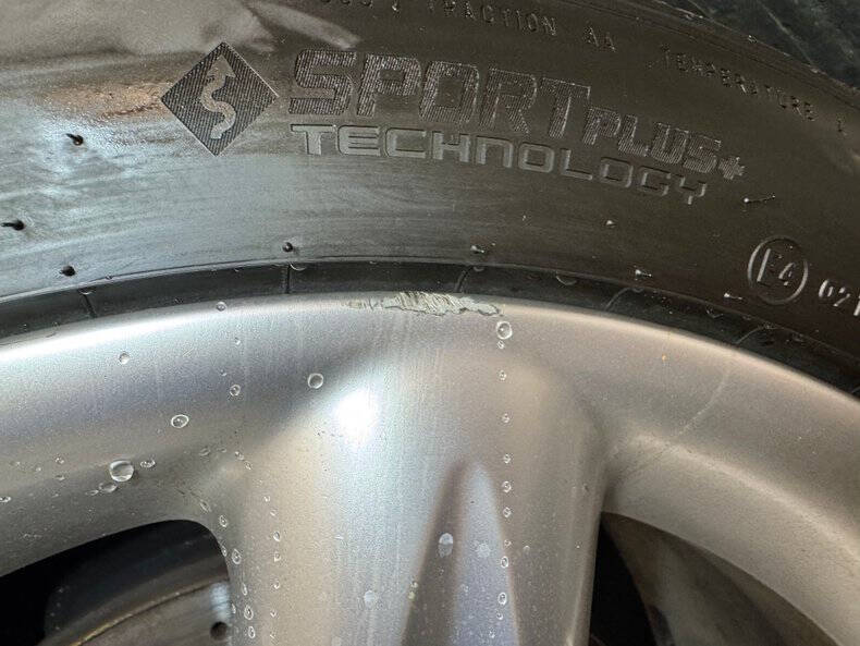 2004 Mercedes-Benz SL-Class SL 500