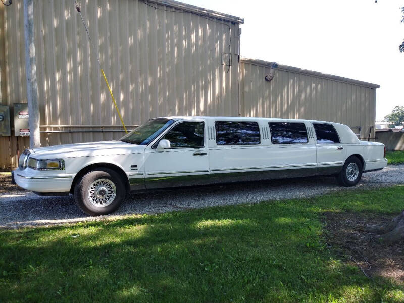 1995 Lincoln Town Car For Sale