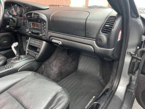 2002 Porsche 911 Carrera 4