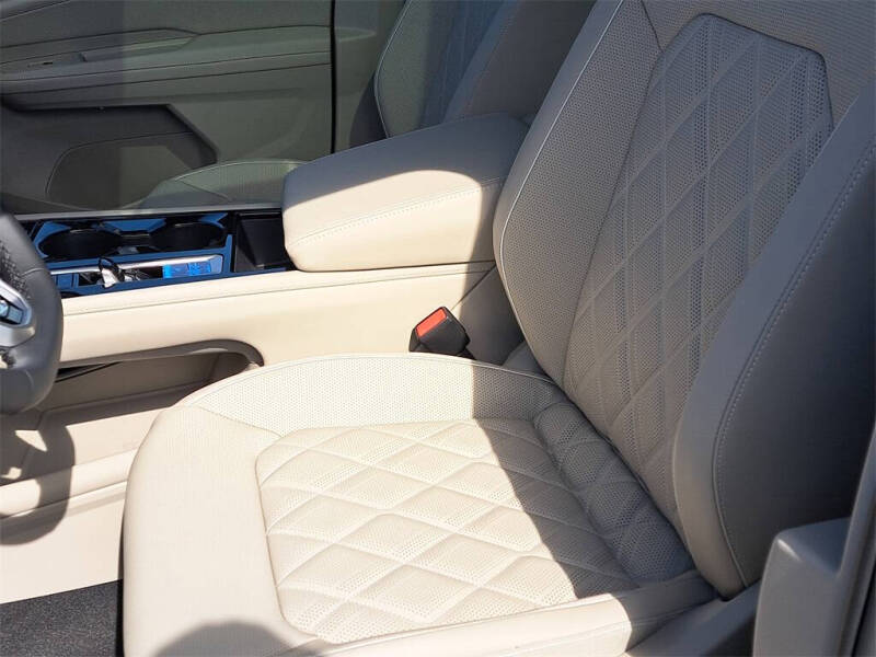 2026 Volkswagen Atlas SEL Premium R-Line 4Motion