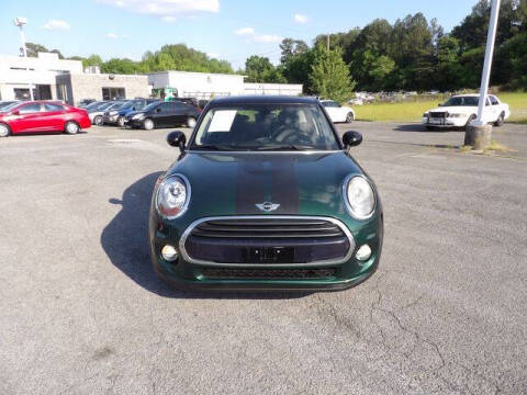 2017 MINI Hardtop 4 Door Cooper