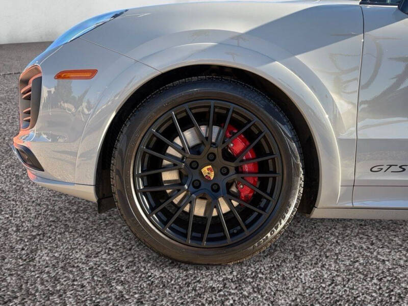 2021 Porsche Cayenne GTS