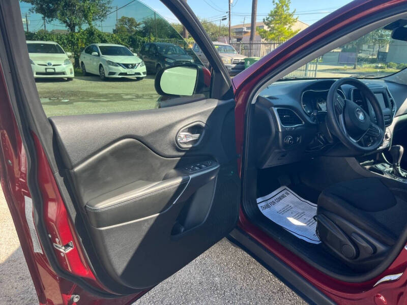 2019 Jeep Cherokee Latitude