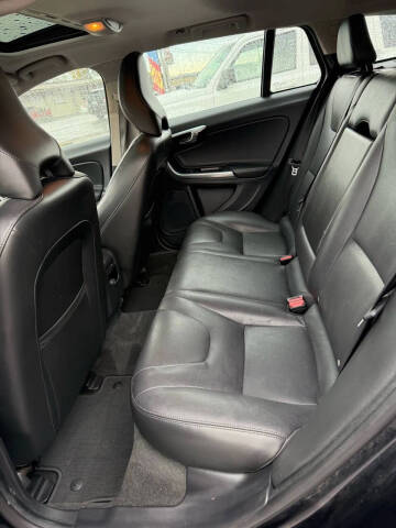 2017 Volvo V60 T5 Premier