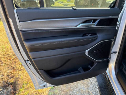 2025 Jeep Wagoneer L Series II