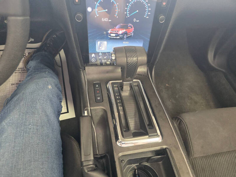 2012 Ford Mustang V6