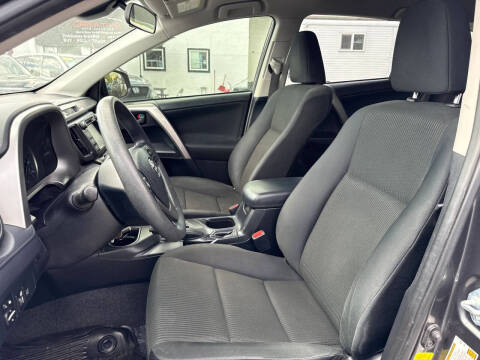 2018 Toyota RAV4 LE