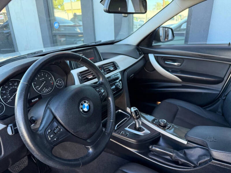 2018 BMW 3 Series 320i