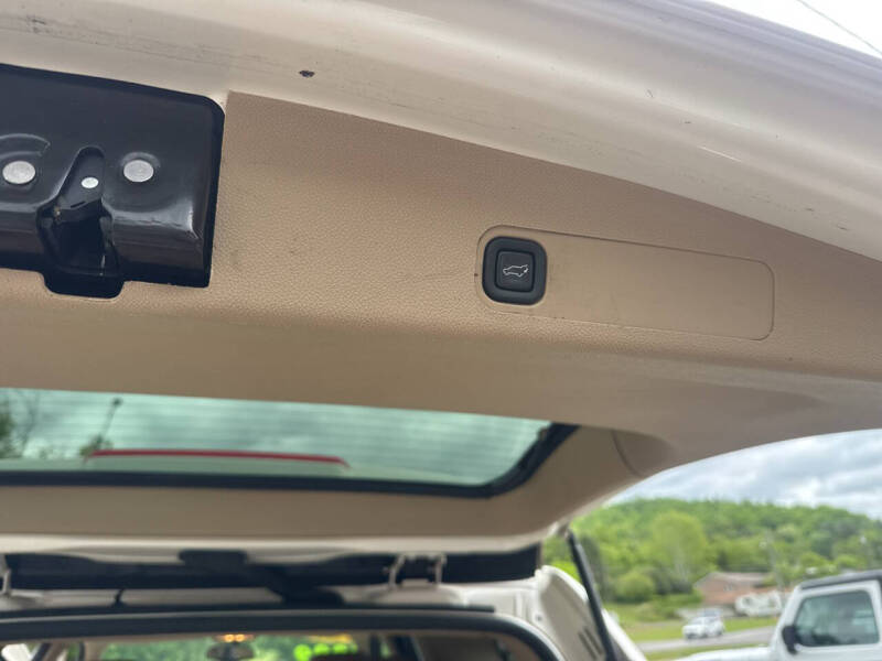 2013 Chevrolet Tahoe LTZ