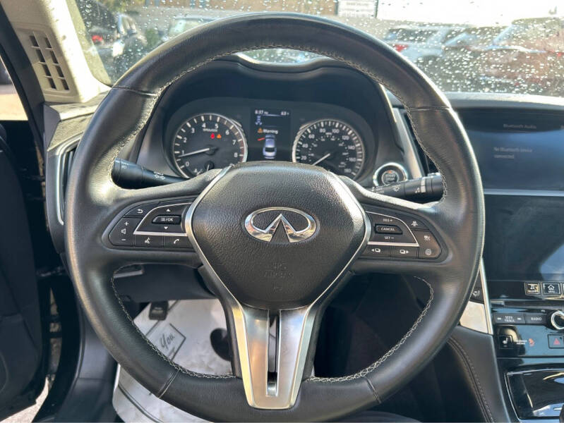 2021 Infiniti Q50 Luxe