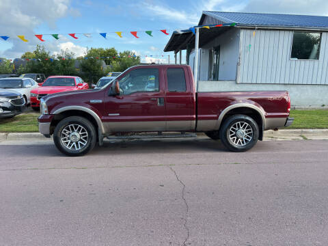 2005 Ford F-250 Super Duty for sale at Los Arreglados Auto Sales in Worthington MN
