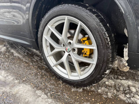 2018 Alfa Romeo Stelvio Ti Sport