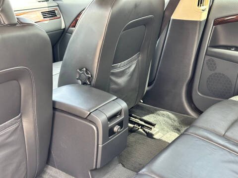 2009 Volvo V70 3.2
