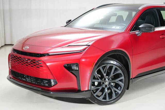 2025 Toyota Crown Signia Limited