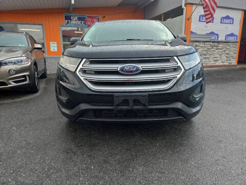 2018 Ford Edge SE