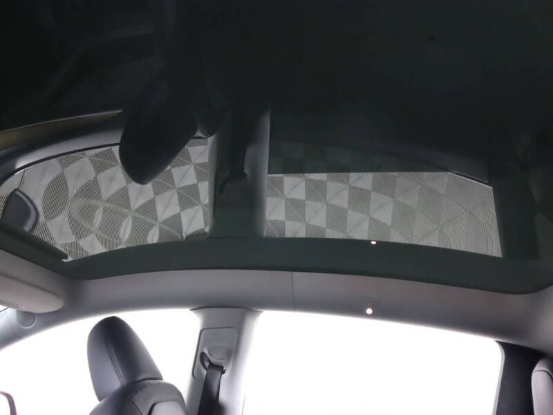 2024 Tesla Model Y Performance