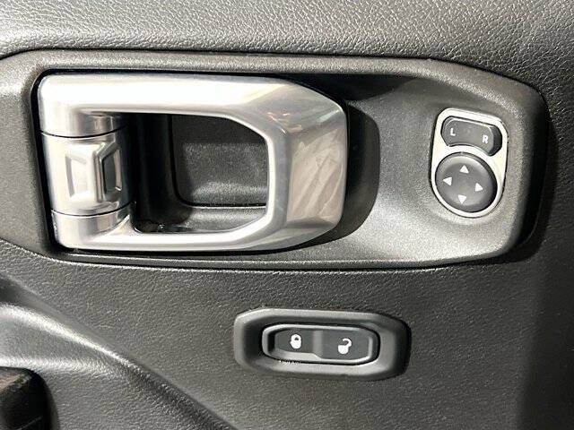 2021 Jeep Gladiator Willys