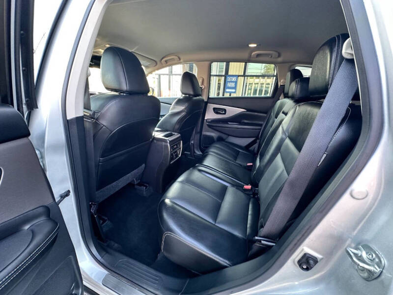 2023 Nissan Murano SL