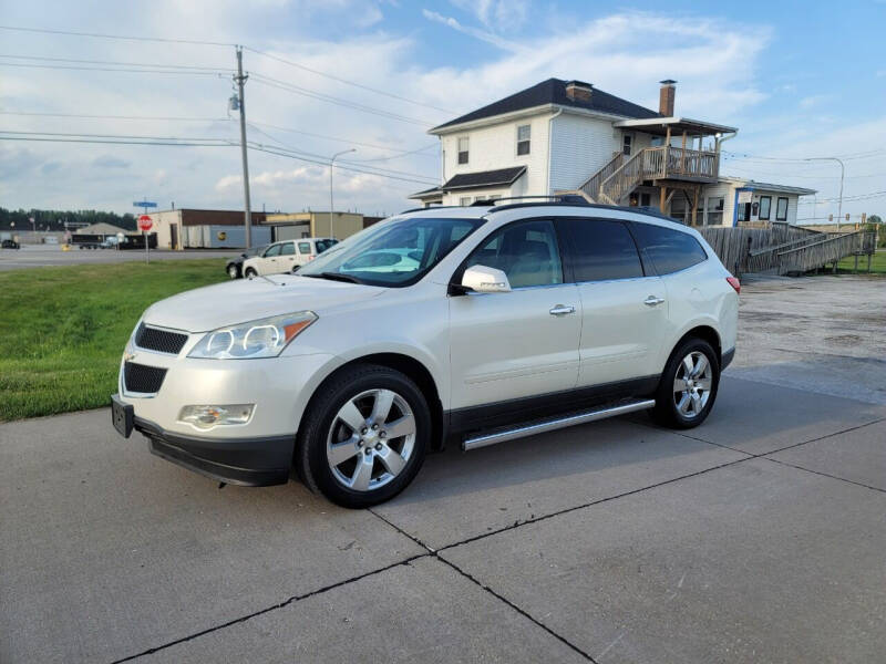 2011 Chevrolet Traverse for sale at QUAD CITIES AUTO SALES in Milan IL