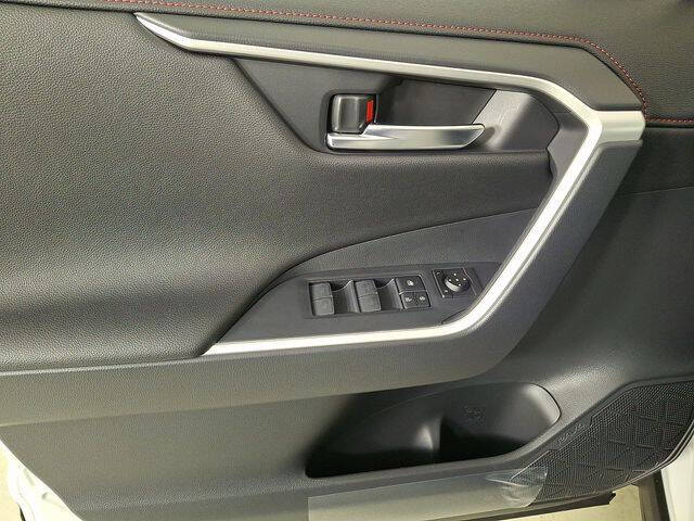 2025 Toyota RAV4 Plug-in Hybrid XSE