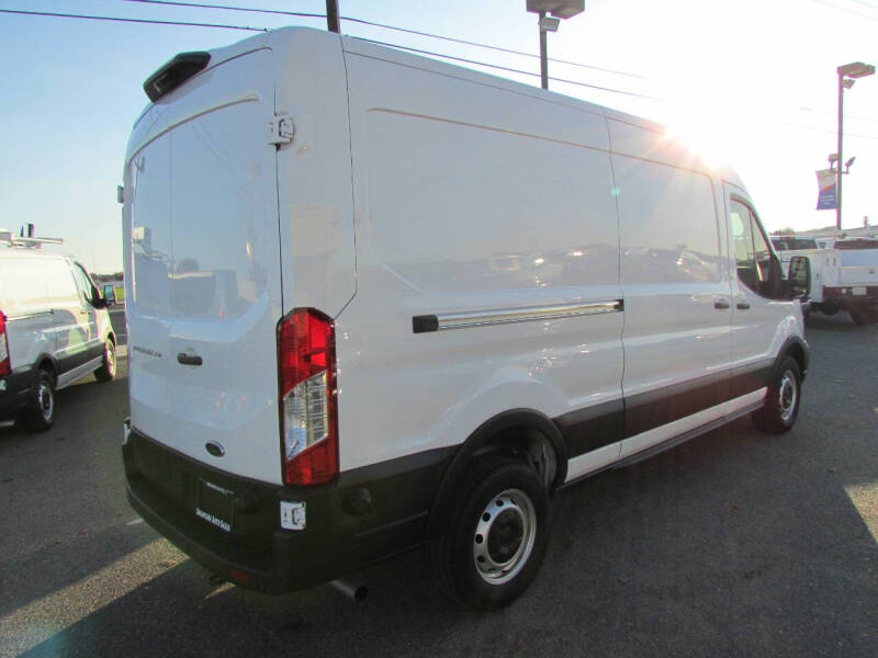 2024 Ford Transit 250