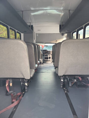 2016 Ford E-Series E-350 SD