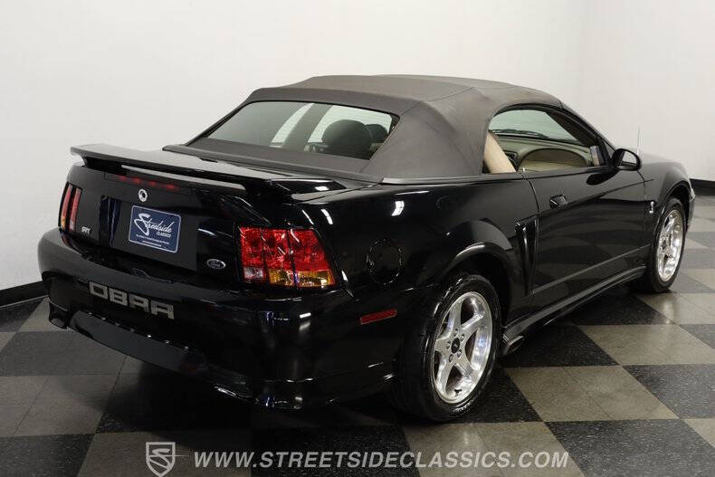 2001 Ford Mustang SVT Cobra