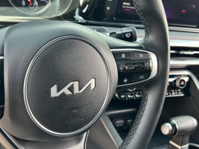 2023 Kia K5
