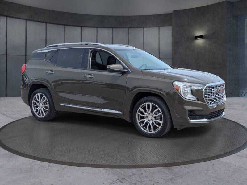 2023 GMC Terrain Denali