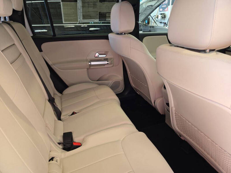 2025 Mercedes-Benz GLB GLB 250