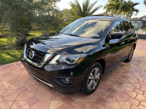 2017 Nissan Pathfinder SL