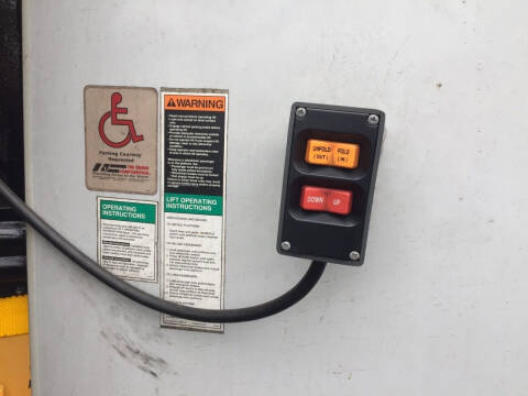 2000 Thomas Built Buses Saf-T-Liner EF